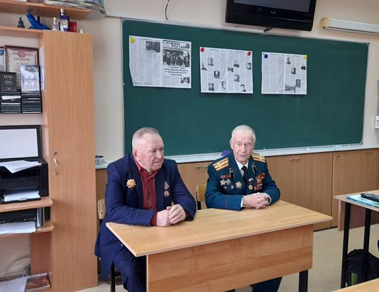 Встреча исторического клуба "Краевед" с ветеранами вооруженных сил