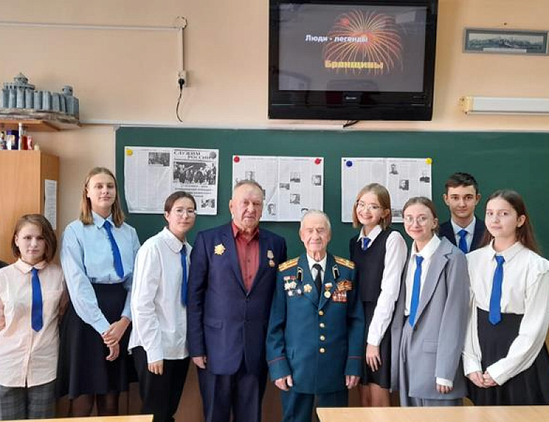 Встреча исторического клуба "Краевед" с ветеранами вооруженных сил